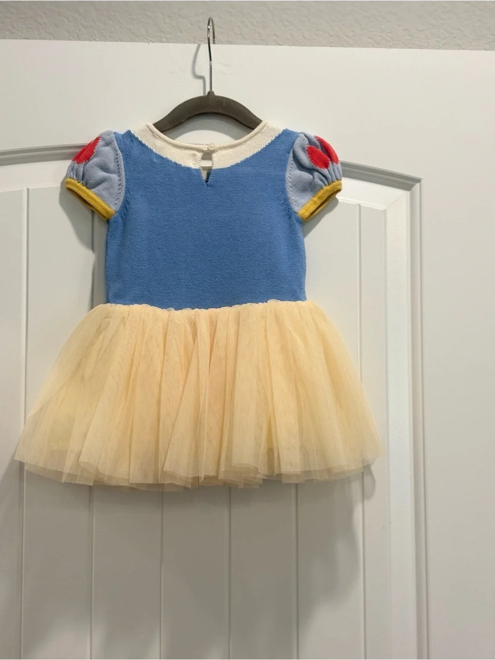 Baby Gap x Disney Baby Snow White dress, size 6–12 months